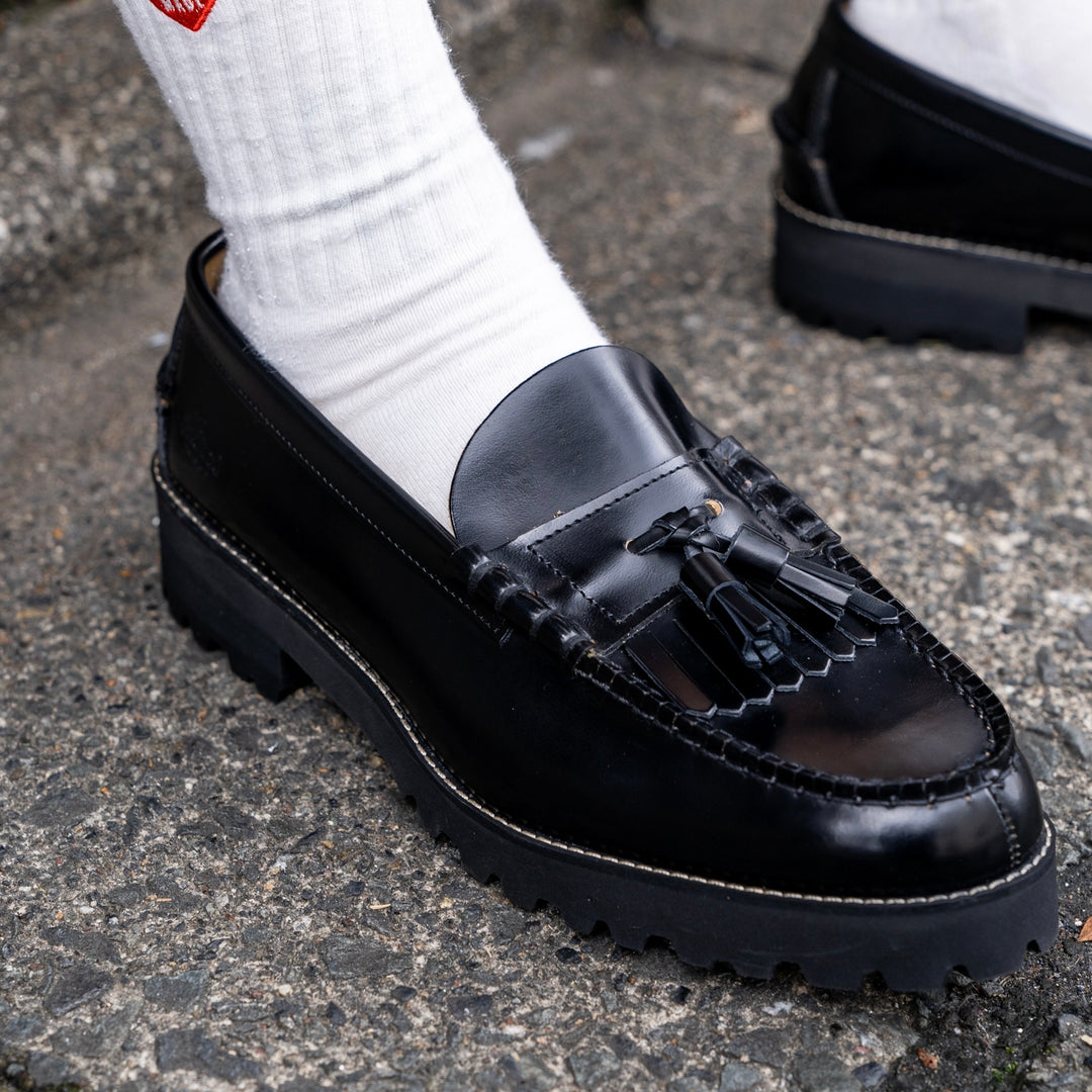 THE KENFORD FINESHOES（ケンフォード ファインシューズ）の公式通販 MENS TANK SOLE KILT TASSEL  LOAFERS/BLACK タンクソールキルトタッセルローファー/ブラック