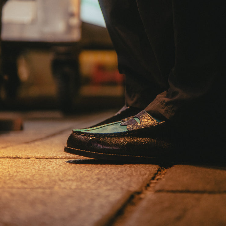 MENS EMBOSSED LOAFERS / BLACK TURQUOISE BLUE PAISLEY