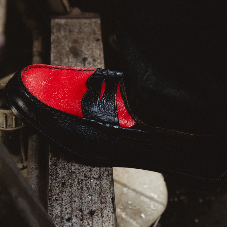 [On sale from 12:00 on Wednesday, January 29th] MENS / EMBOSSED LOAFERS / BLACK RED