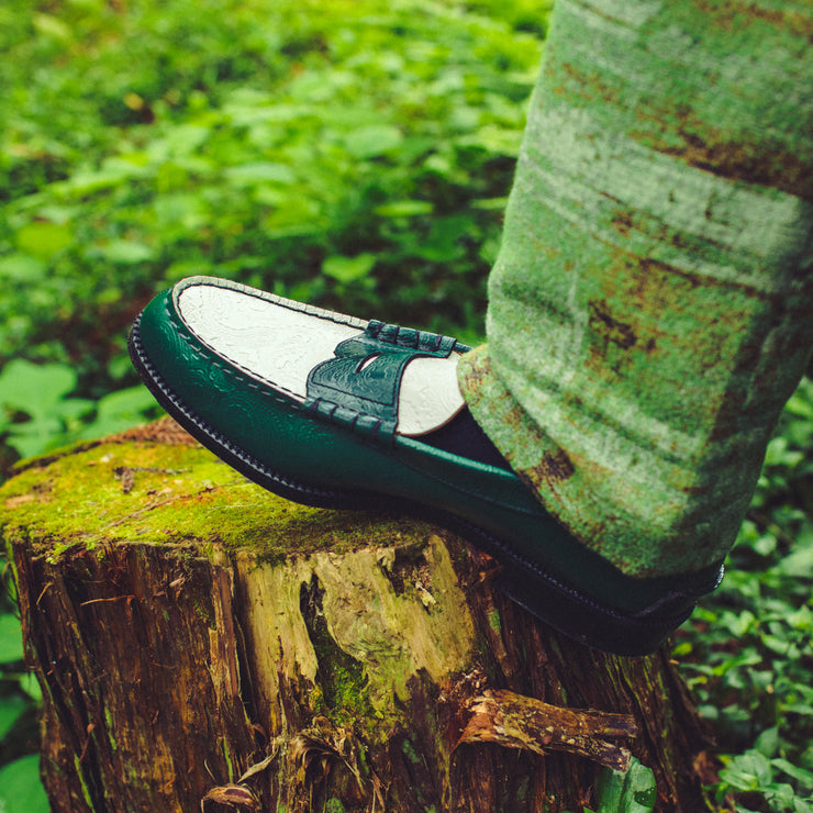 MENS EMBOSSED LOAFERS / GREEN WHITE PAISLEY