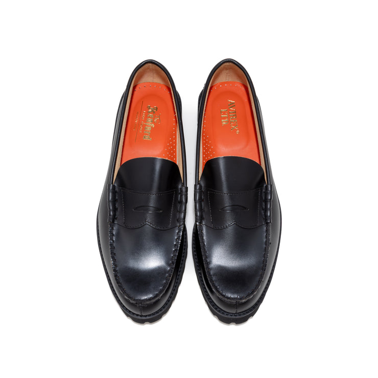 【8月29日（金）11:00~ AVIREX SHIBUYAにて先行発売開始】MENS TANK SOLE LOAFERS "ICON of FLIGHT" / BLACK NYLON EMBOSSED