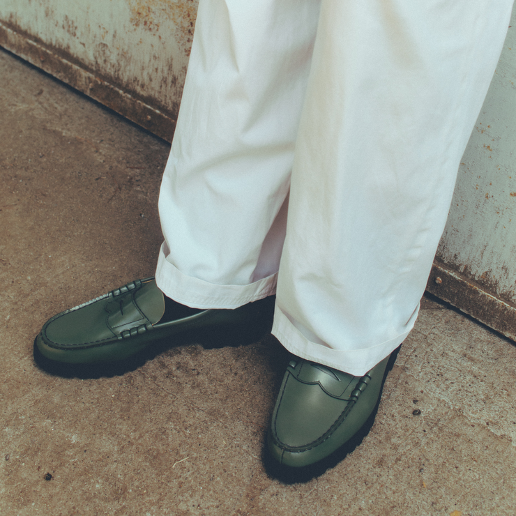 【8月29日（金）11:00~ AVIREX SHIBUYAにて先行発売開始】MENS TANK SOLE LOAFERS "ICON of FLIGHT" / SAGE NYLON EMBOSSED