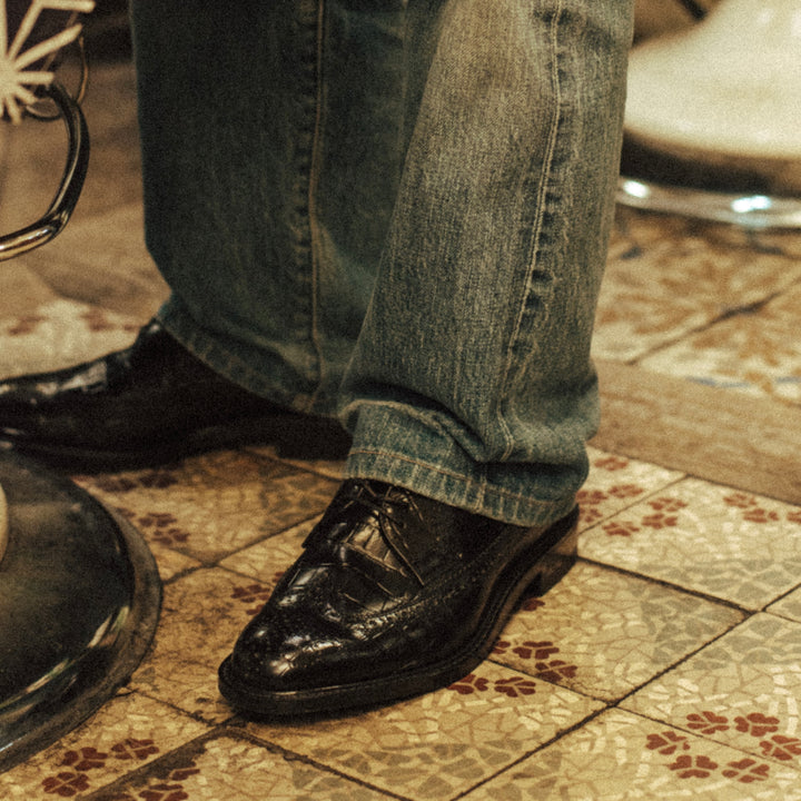 MENS CLASSIC WING TIP / BLACK CROCODILE