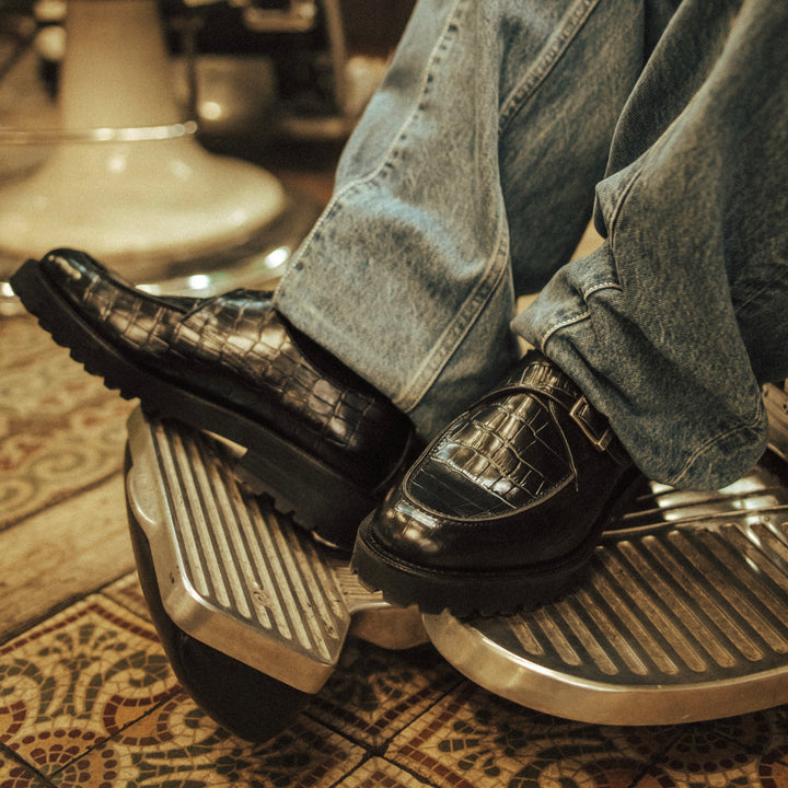 MENS NEW CLASSIC U-MOC MONK STRAP / BLACK CROCODILE