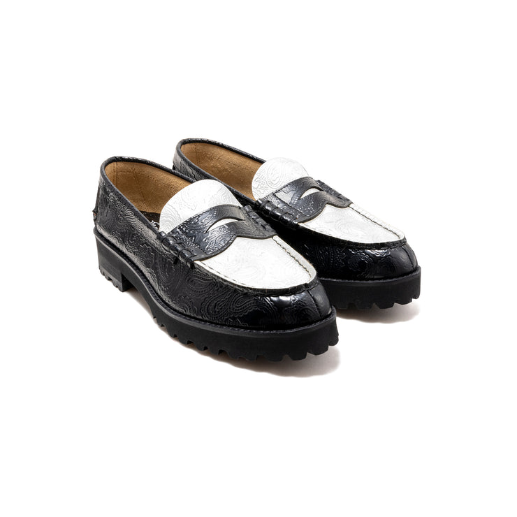 [Sales start on Friday, October 25th at 12:00] WOMENS TANK SOLE LOAFERS / BLACK WHITE PAISLEY