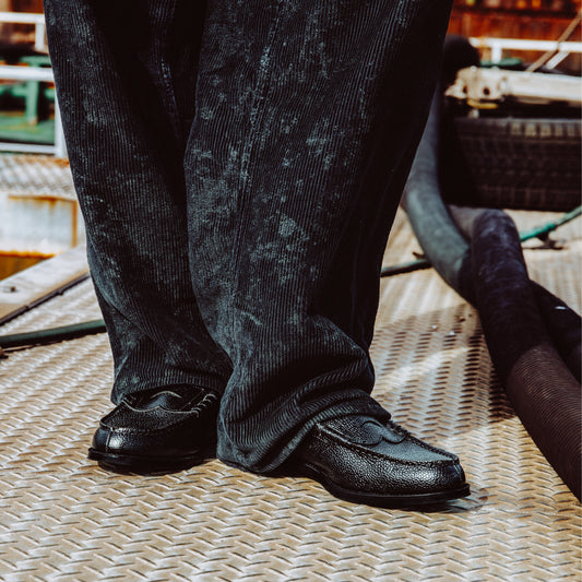 MENS EMBOSSED LOAFERS / BLACK SCOTCH GRAIN