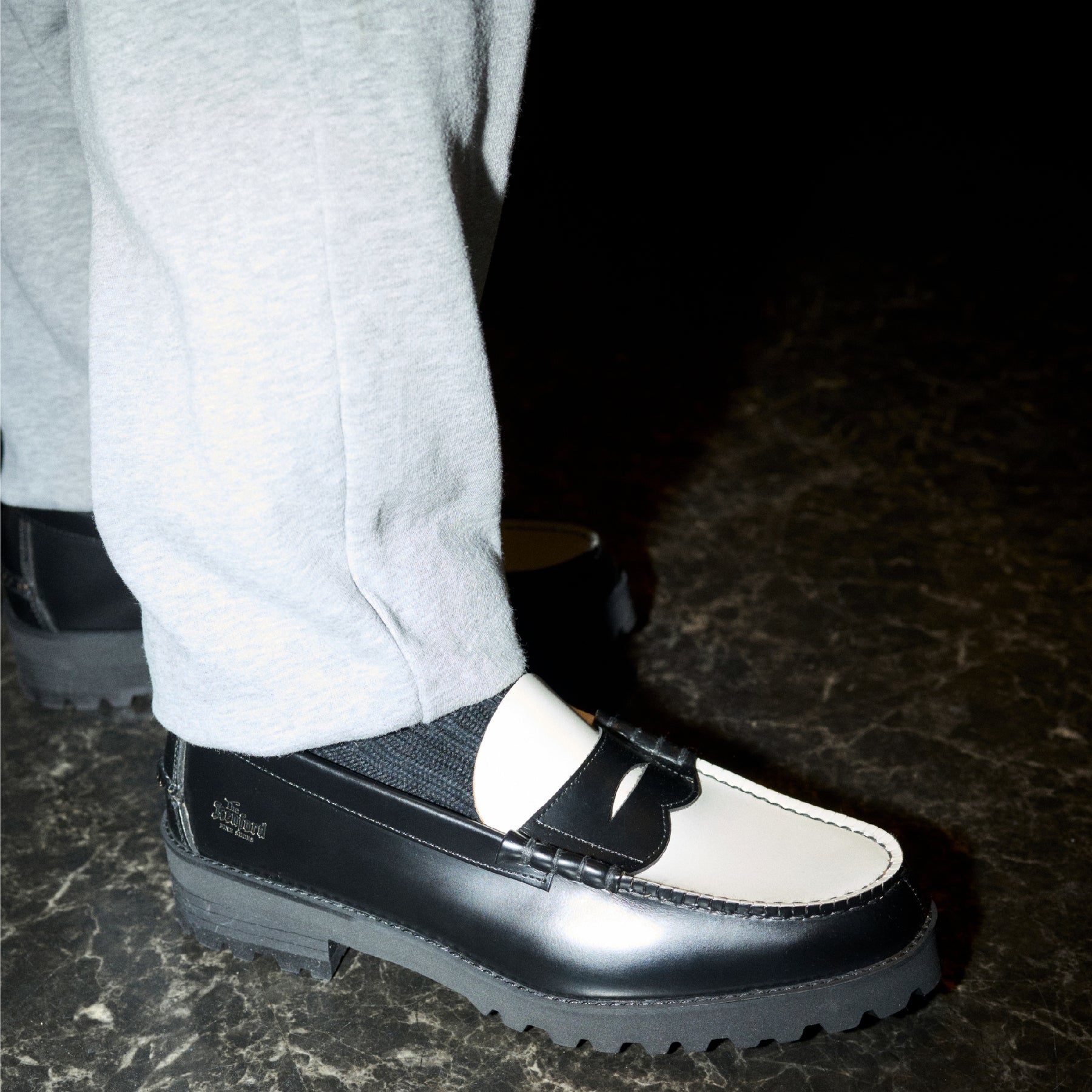 mens tank sole loafers / black white